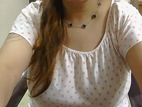 spicy Zara online show from 06-06-26, 10:09
