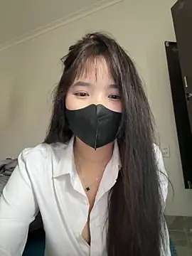 VyVy18 online show from 04-20-26, 08:06