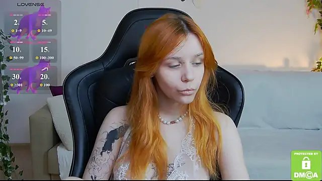Rachel lips online show from 06-21-26, 08:06