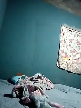 Snapshot of putinha1745 chatting on 03-13-26, 08:10 putinha1745 online show from 03-13-26, 08:10