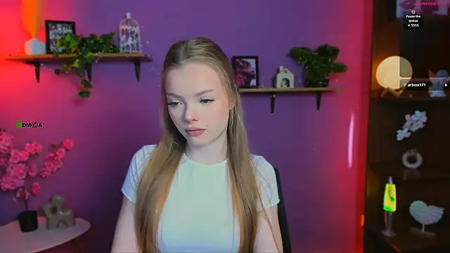 Snapshot of maddy_moah chatting on 05-27-26, 05:04 maddy moah online show from 05-27-26, 05:04