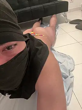 Snapshot of Onlyalexrox1 chatting on 03-14-26, 12:06 Onlyalexrox1 online show from 03-14-26, 12:06