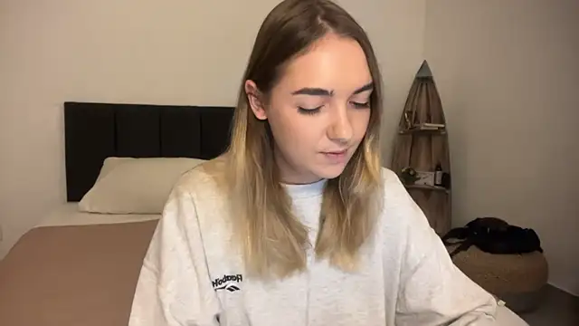 RoxyWet online show from 04-02-26, 01:31