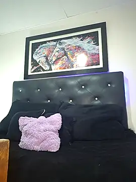 SabrinaWarren  online show from 03-26-26, 02:55