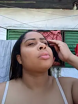 gatinha20257 online show from 07-06-26, 03:14