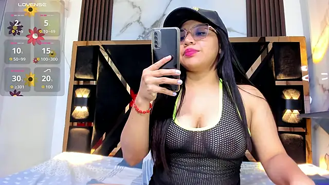 dajacatt online show from 04-25-26, 06:49