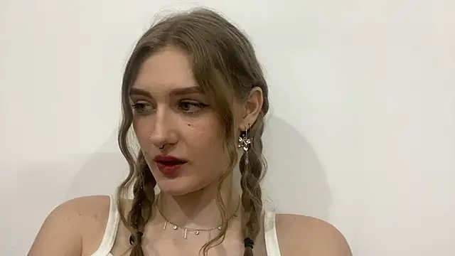 Snapshot of JanesSpace chatting on 03-12-26, 12:00 JanesSpace online show from 03-12-26, 12:00