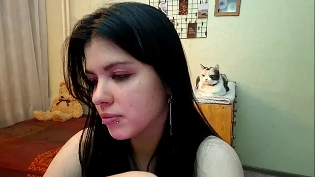 Snapshot of MiaTemptress chatting on 03-12-26, 03:40 MiaTemptress online show from 03-12-26, 03:40