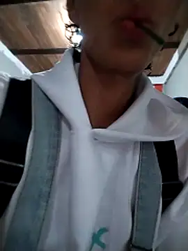 Snapshot of Daniel_DLuxxx chatting on 03-11-26, 10:38 Daniel DLuxxx online show from 03-11-26, 10:38