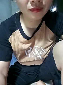 Snapshot of Lay_Di chatting on 03-16-26, 07:01 Lay Di online show from 03-16-26, 07:01