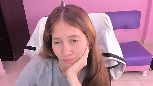 Snapshot of blondie_dity_squirt chatting on 06-17-26, 12:07 blondie dity squirt online show from 06-17-26, 12:07