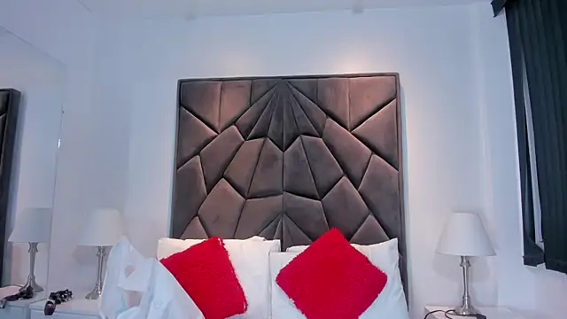 Amelie Fabulous  online show from 03-22-26, 11:35