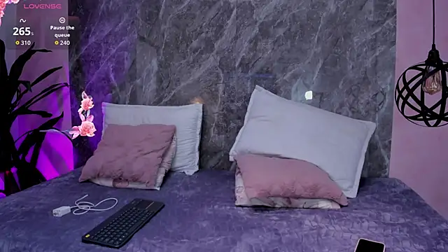 Megan Stein online show from 03-19-26, 06:56