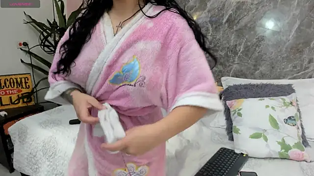 Megan Stein online show from 04-03-26, 09:02