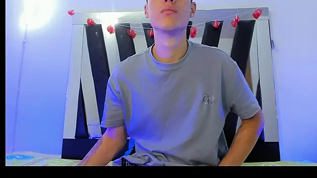 Snapshot of latinlove2005 chatting on 03-16-26, 03:05 latinlove2005 online show from 03-16-26, 03:05