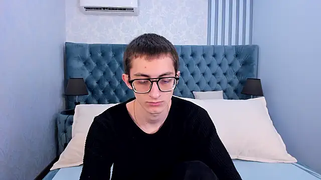 RonBevs online show from 04-16-26, 07:36