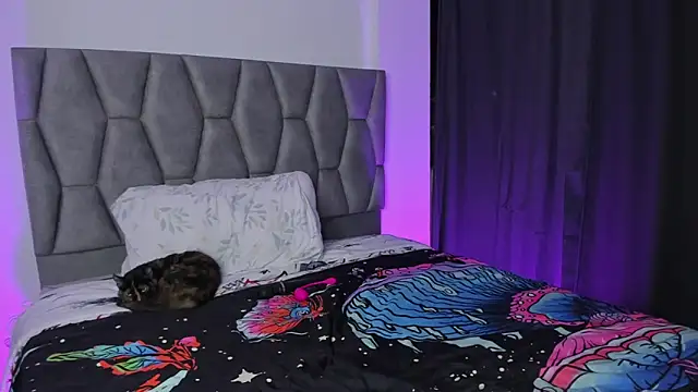 Snapshot of anyu__val chatting on 03-17-26, 11:41 anyu val online show from 03-17-26, 11:41