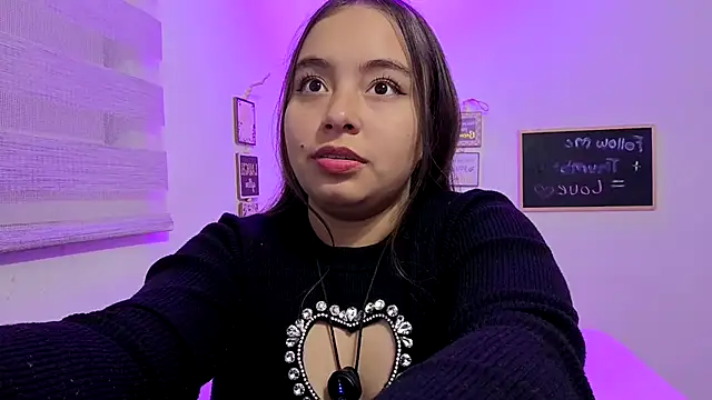 cherry valeria online show from 05-18-26, 05:24