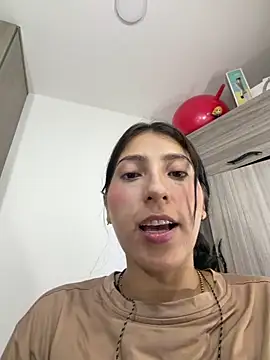  QaraH online show from 05-09-26, 08:41
