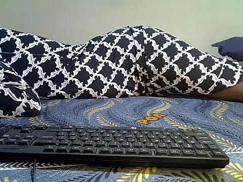 KendyQ  online show from 04-23-26, 04:14