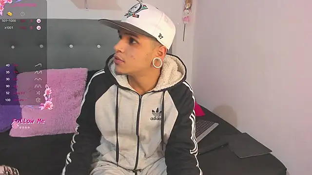 geminis scorpio 10 online show from 04-28-26, 08:08