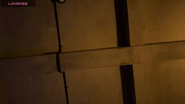 Snapshot of Battyredhair chatting on 04-04-26, 12:02 Battyredhair online show from 04-04-26, 12:02