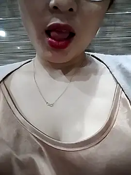 candy flo online show from 05-01-26, 02:32