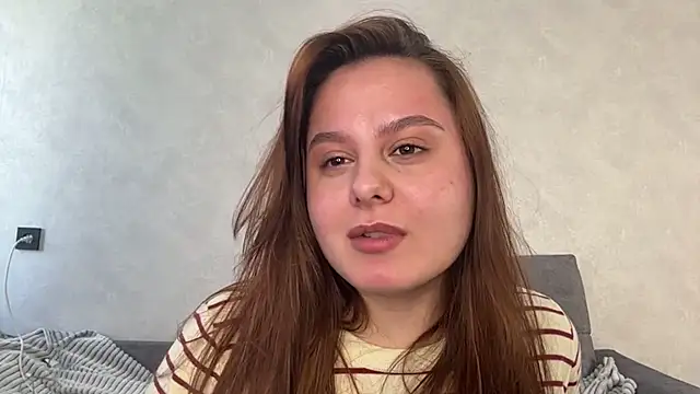 Ellaizatelly online show from 04-16-26, 07:09