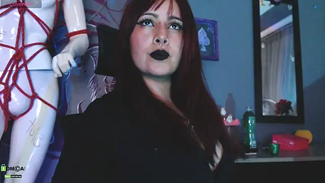 Regina Iris online show from 07-11-26, 01:30