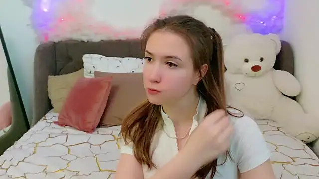 LeenMoonie online show from 06-21-26, 04:20