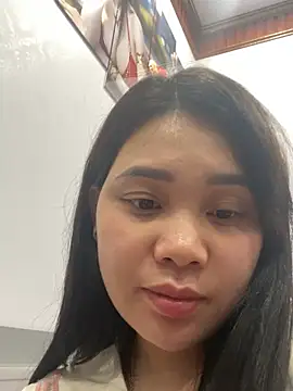 Snapshot of Chin-xinh chatting on 03-12-26, 03:40 Chin-xinh online show from 03-12-26, 03:40