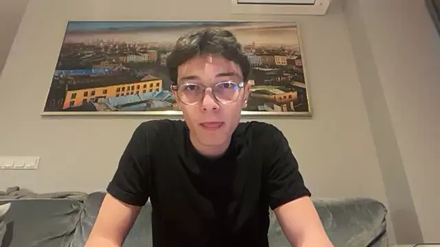 Snapshot of galocheur2langues chatting on 03-12-26, 04:24 galocheur2langues online show from 03-12-26, 04:24