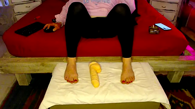 feetandcock85 online show from 04-26-26, 04:48