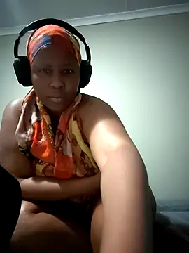 Snapshot of Thotyk chatting on 03-19-26, 10:36 Thotyk online show from 03-19-26, 10:36