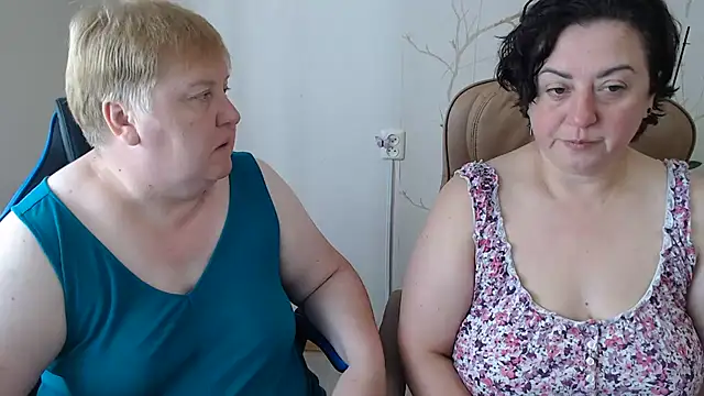 Lindy-Jeanie online show from 07-09-26, 08:18