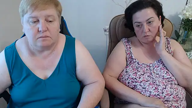 Lindy-Jeanie online show from 07-13-26, 04:54