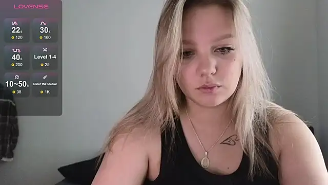 Snapshot of bettyloveu chatting on 07-03-26, 04:19 bettyloveu online show from 07-03-26, 04:19