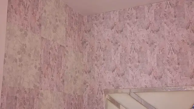 april summer  online show from 04-24-26, 08:33