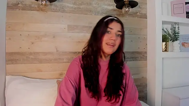 Snapshot of cristin_collins chatting on 06-17-26, 03:20 cristin collins online show from 06-17-26, 03:20