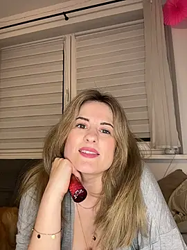 Snapshot of Mina_Foxx chatting on 03-14-26, 07:30 Mina Foxx online show from 03-14-26, 07:30