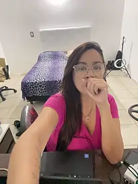 Snapshot of Sofiafantasia chatting on 03-19-26, 01:20 Sofiafantasia online show from 03-19-26, 01:20