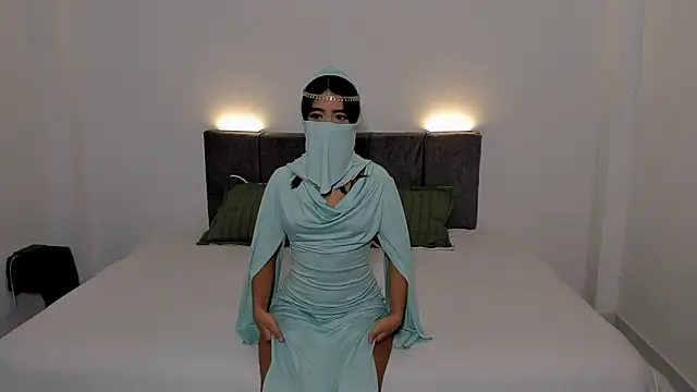 Snapshot of Zahra_Bashir chatting on 03-17-26, 12:15 Zahra Bashir online show from 03-17-26, 12:15