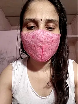 Snapshot of Your_Izlaa chatting on 03-13-26, 12:23 Your Izlaa online show from 03-13-26, 12:23