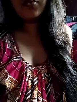 Snapshot of tina2005 chatting on 03-22-26, 11:02 tina2005 online show from 03-22-26, 11:02