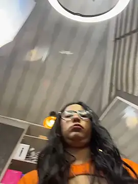 Gretel Streit online show from 04-11-26, 03:11