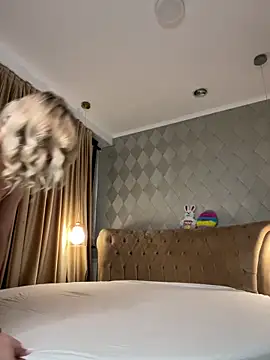 KimmBliss online show from 04-07-26, 07:03