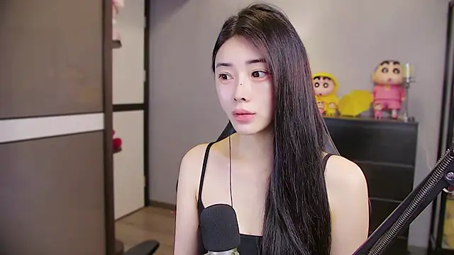 Snapshot of XiaoYuBao- chatting on 05-16-26, 07:56 XiaoYuBao- online show from 05-16-26, 07:56