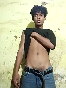 YourTeenBoy21 online show from 06-11-26, 02:33