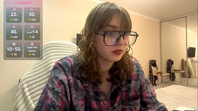 Olivia 132 online show from 03-25-26, 06:14