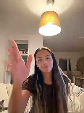 Snapshot of SweetLillySugar chatting on 03-13-26, 10:27 SweetLillySugar online show from 03-13-26, 10:27